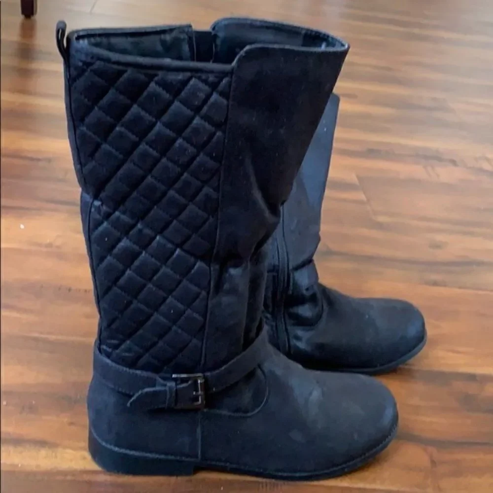 𝅺AMERICAN Eagle Quilted Bootie Boots Shoes